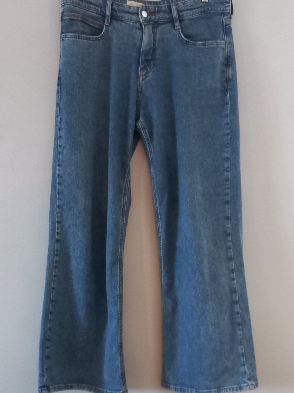 PILCRO ANTHROPOLOGIE  very wide leg jeans